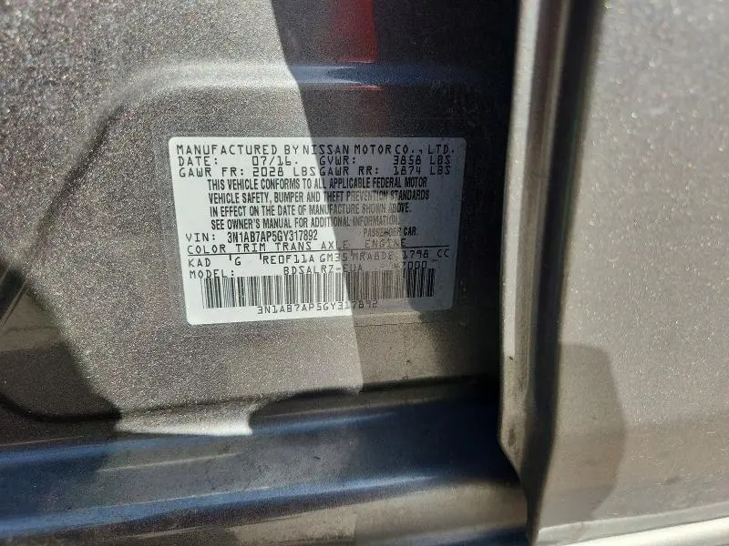 2016 NISSAN SENTRA SR  