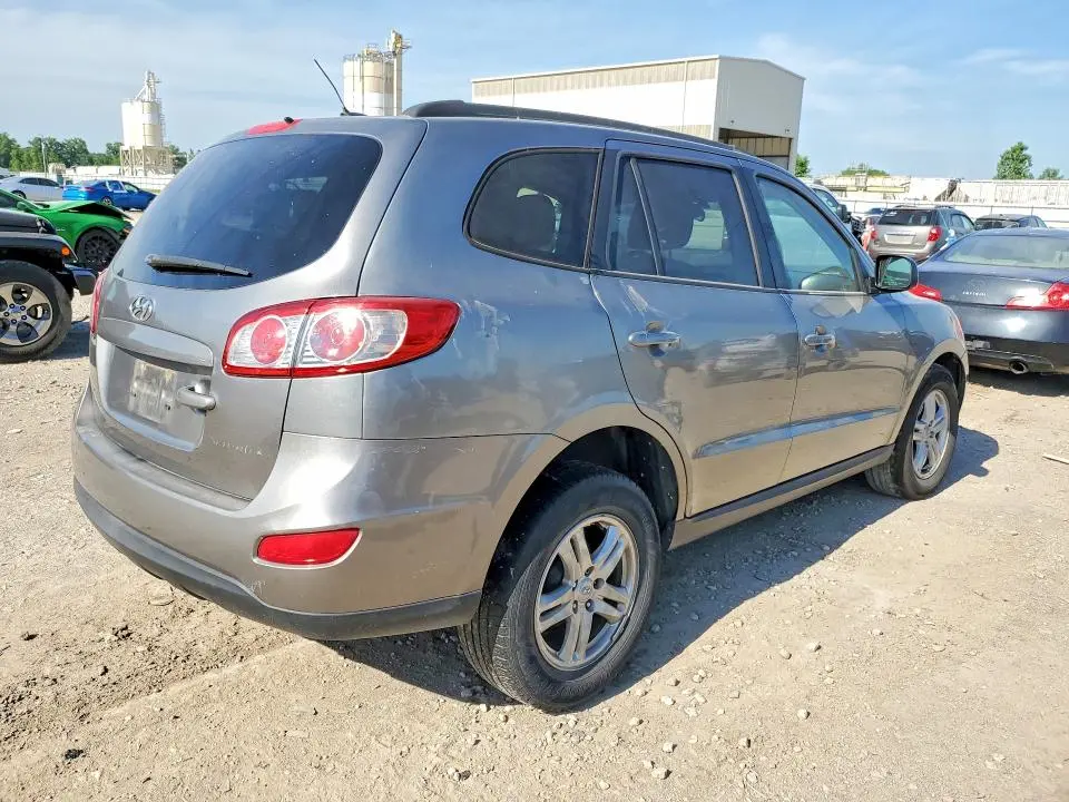 2011 HYUNDAI SANTA FE GLS  