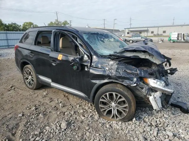 2016 MITSUBISHI OUTLANDER SE