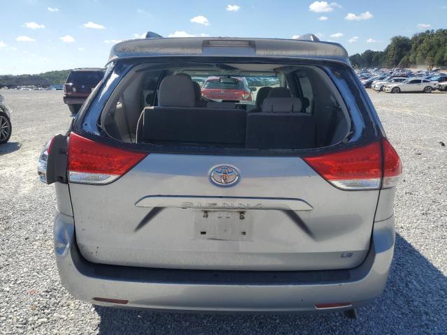 2012 TOYOTA SIENNA LE