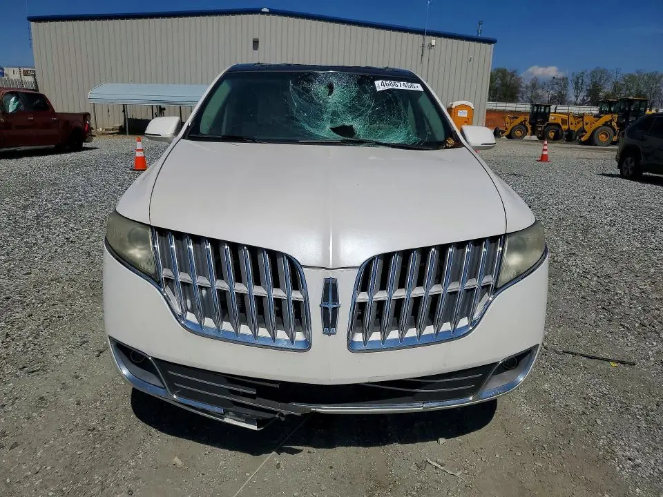 2010 LINCOLN MKT   