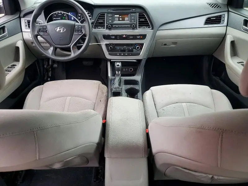 2017 HYUNDAI SONATA SE  