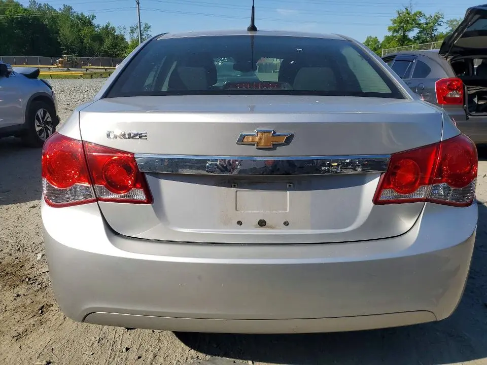 2011 CHEVROLET CRUZE LS  