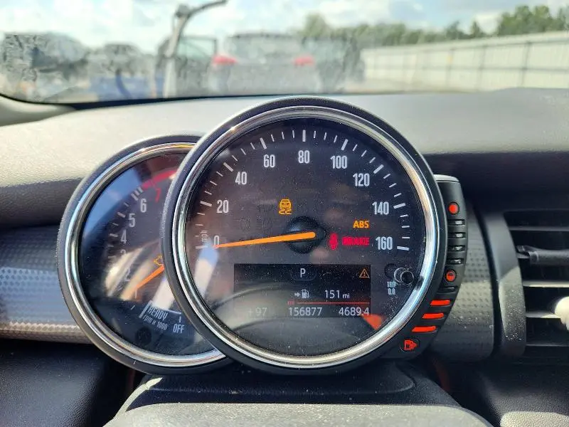 2015 MINI COOPER   