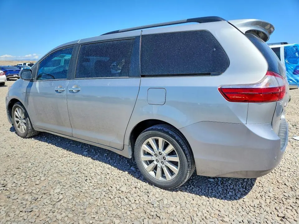 2017 TOYOTA SIENNA XLE PREMIUM 7-PASSENGER  