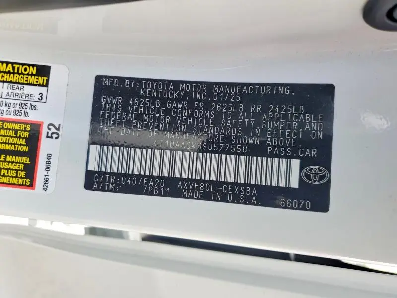 2025 TOYOTA CAMRY SE  