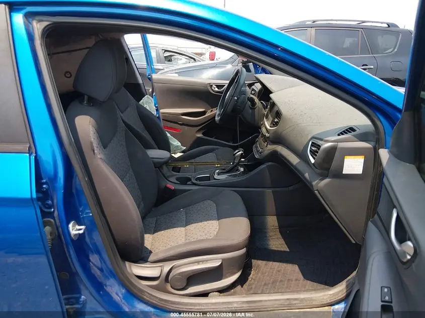 2018 HYUNDAI IONIQ HYBRID BLUE