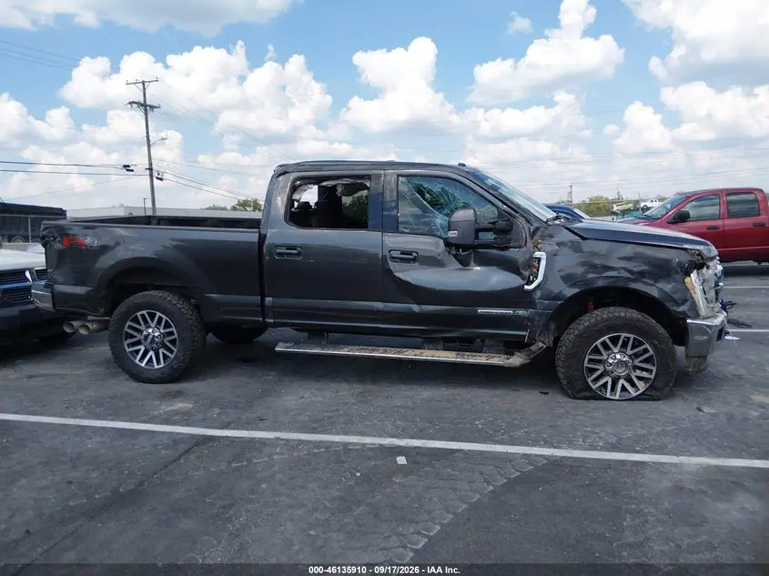 2017 FORD F-250 LARIAT
