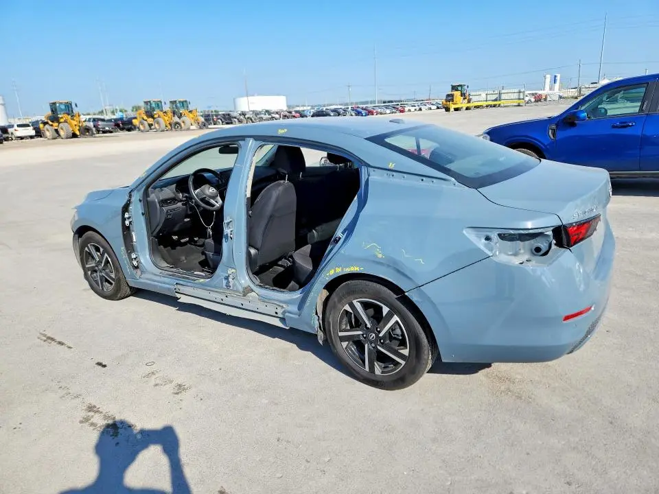2025 NISSAN SENTRA SV  