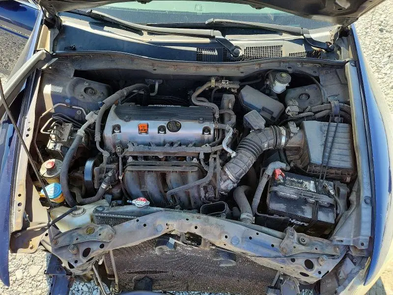2011 HONDA ACCORD LX  