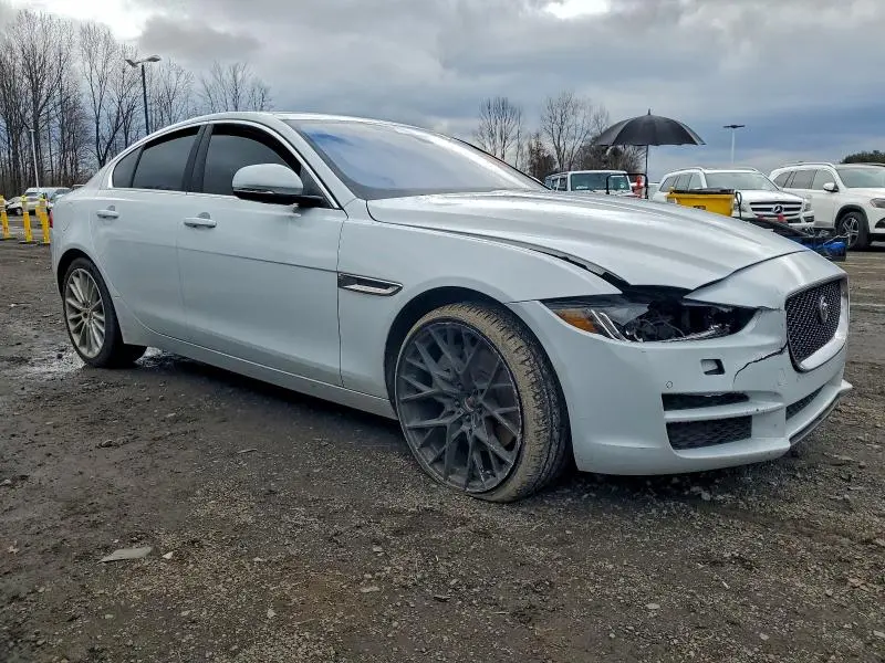 2018 JAGUAR XE PORTFOLIO LE  
