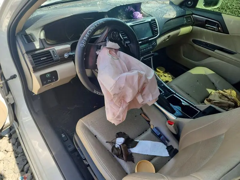 2017 HONDA ACCORD TOURING HYBRID  
