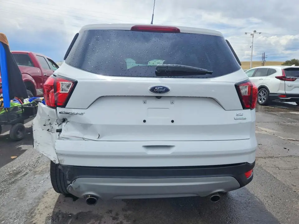 2019 FORD ESCAPE SE  