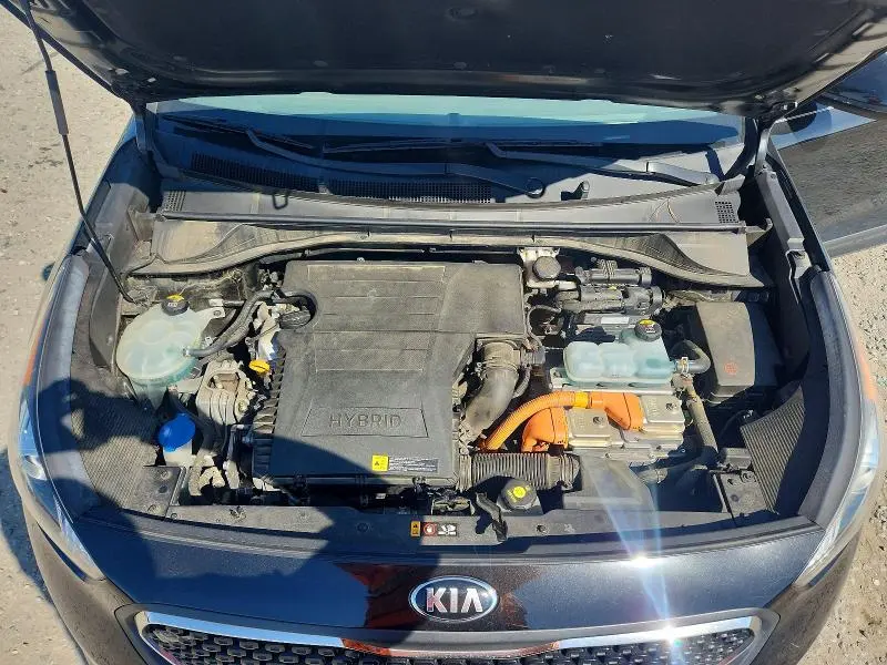 2018 KIA NIRO LX  
