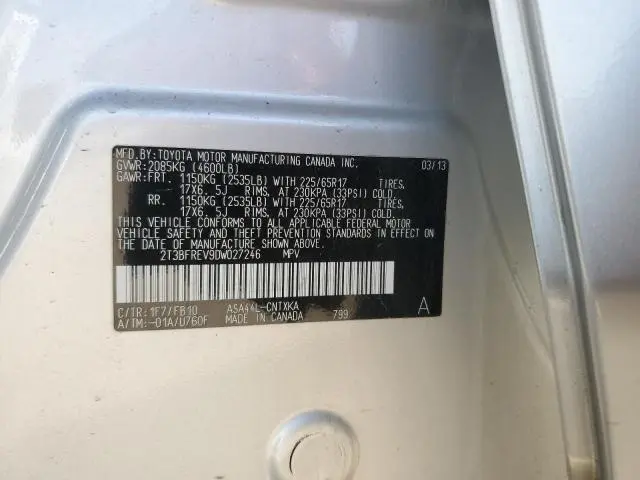 2013 TOYOTA RAV4 LE