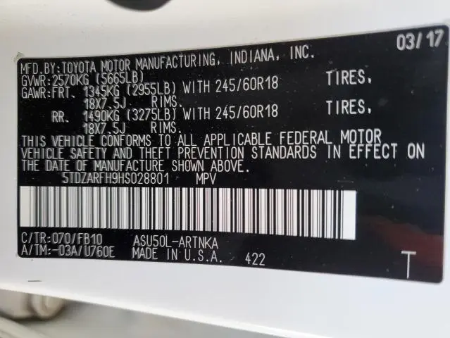 2017 TOYOTA HIGHLANDER LE  