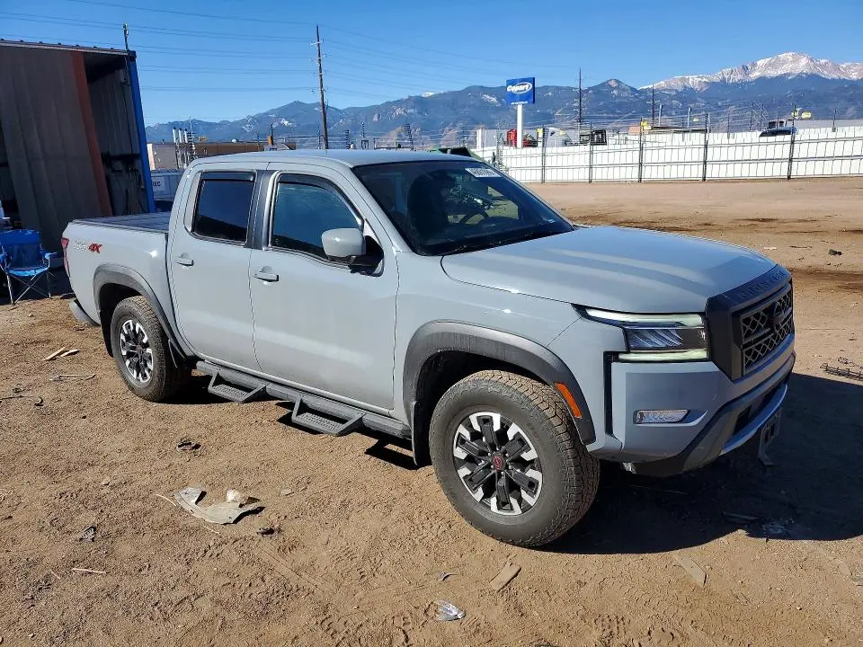 2024 NISSAN FRONTIER PRO-4X  