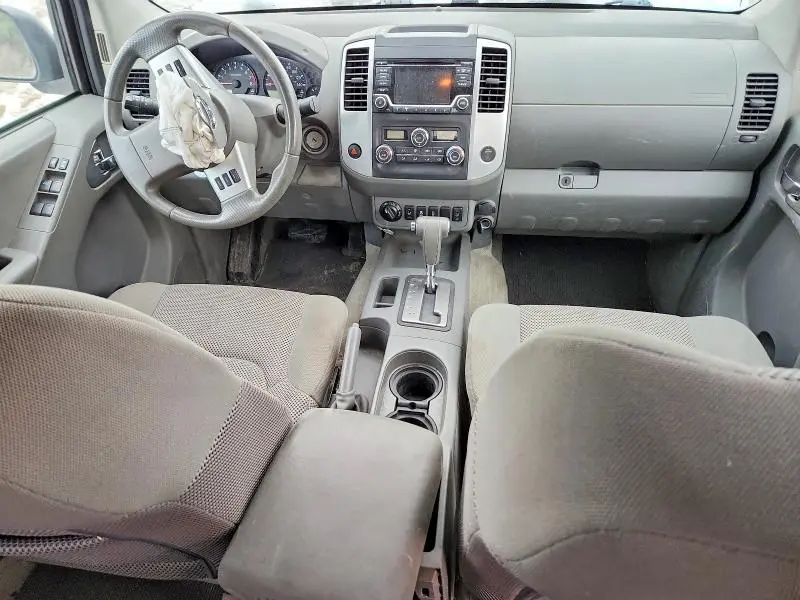 2015 NISSAN FRONTIER S  