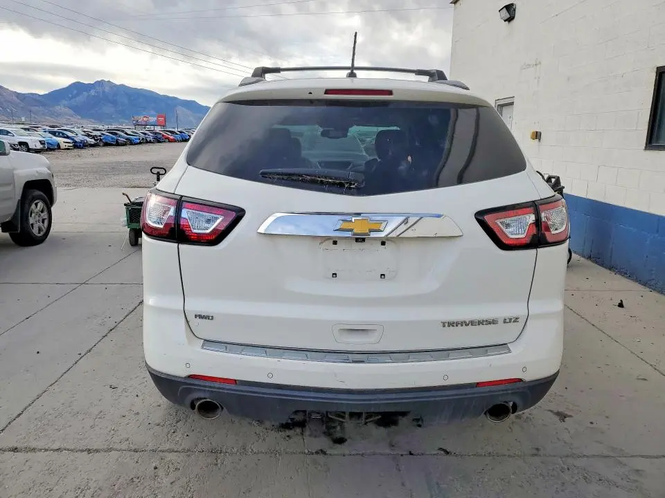 2014 CHEVROLET TRAVERSE LTZ  