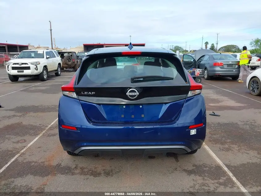 2025 NISSAN LEAF S
