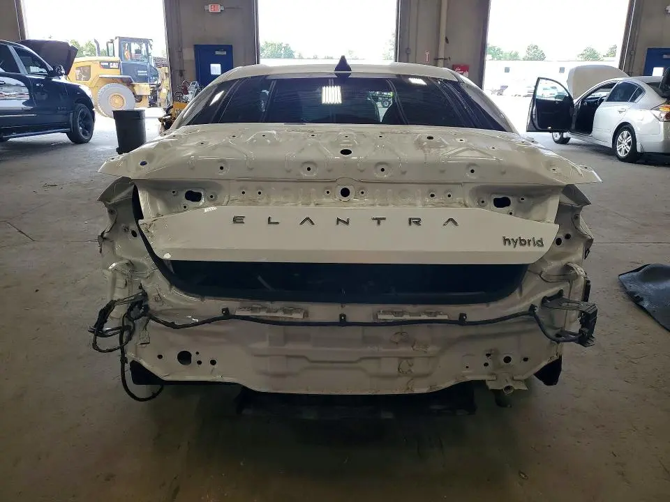 2022 HYUNDAI ELANTRA LIMITED  