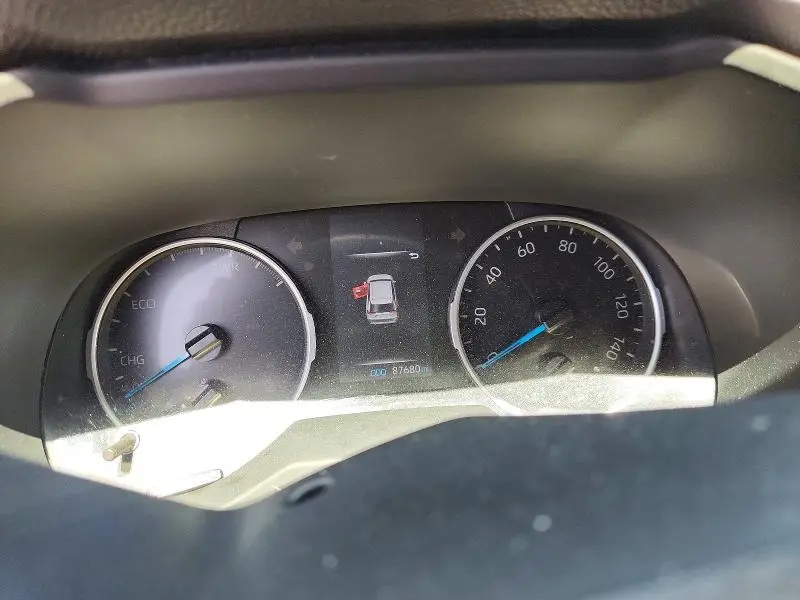2022 TOYOTA RAV4 SE  