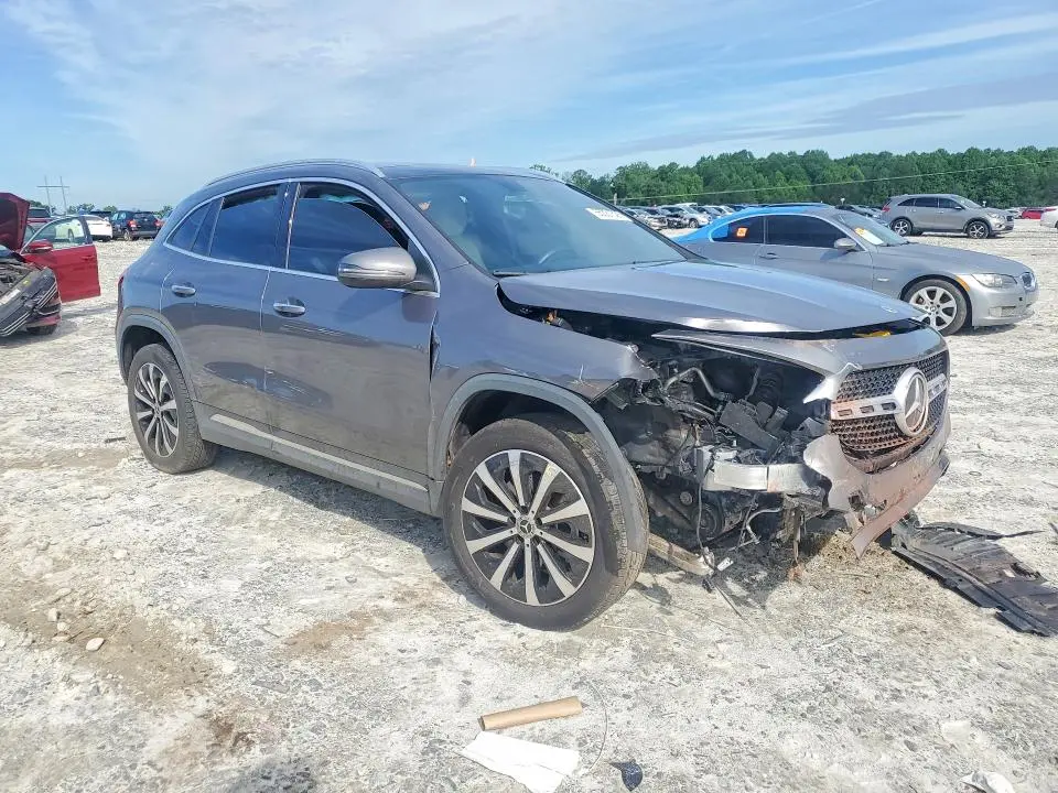 2021 MERCEDES-BENZ GLA 250  