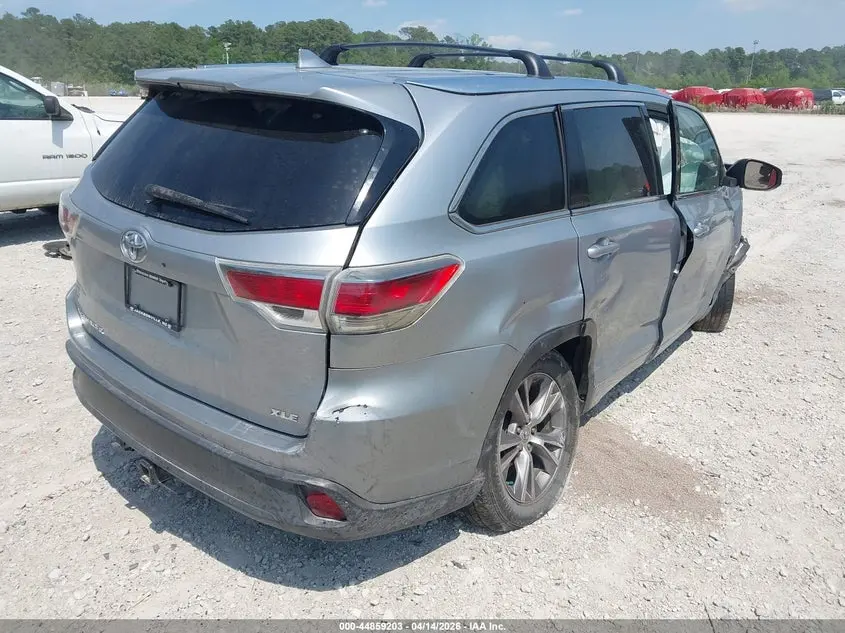 2014 TOYOTA HIGHLANDER XLE V6