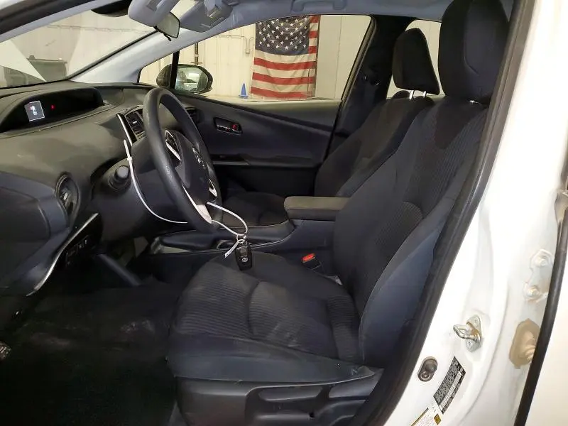 2018 TOYOTA PRIUS TWO  