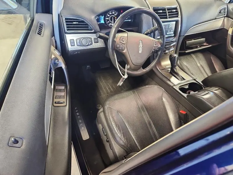 2011 LINCOLN MKX   