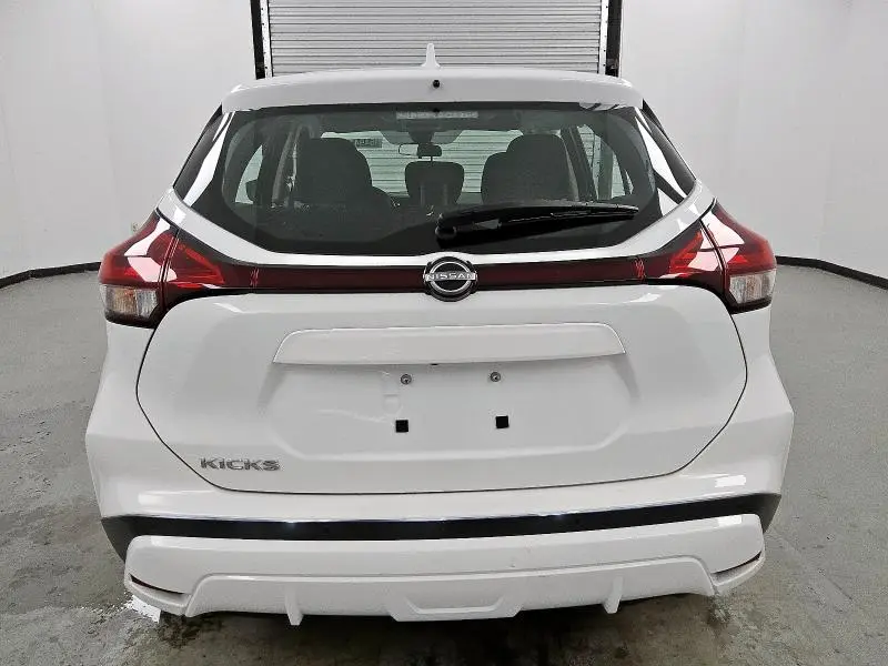 2023 NISSAN KICKS S