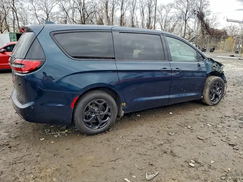 2022 CHRYSLER PACIFICA HYBRID TOURING L  