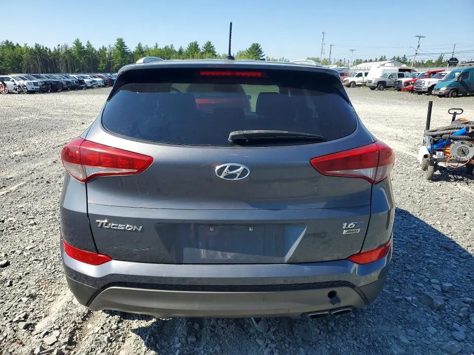 2016 HYUNDAI TUCSON BASE  
