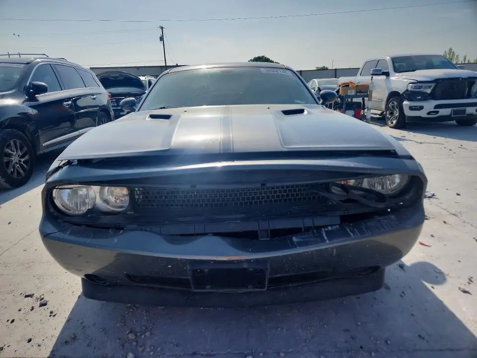 2010 DODGE CHALLENGER SE  