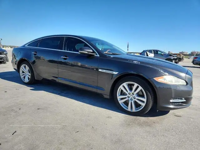 2011 JAGUAR XJL   