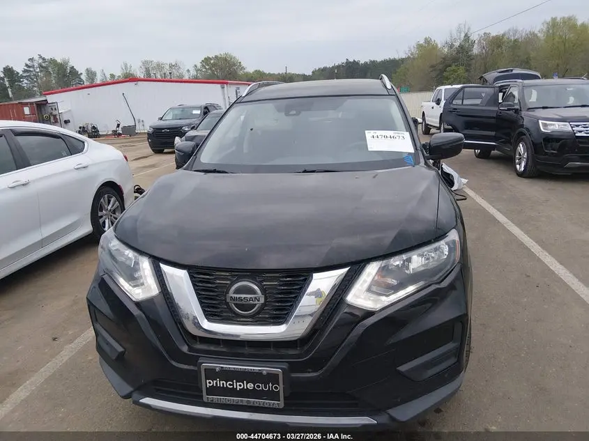 2019 NISSAN ROGUE SV