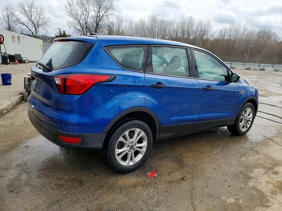2019 FORD ESCAPE S  