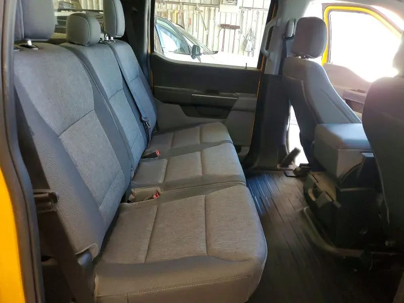 2024 FORD F150 XL  