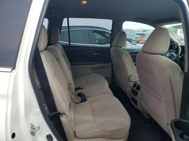 2016 HONDA PILOT EX  