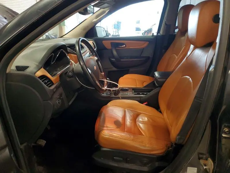 2014 CHEVROLET TRAVERSE LT  