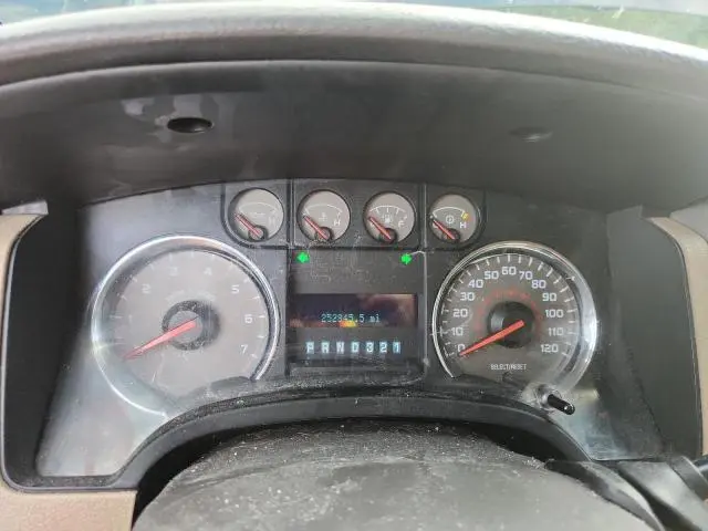 2010 FORD F150 SUPERCREW  