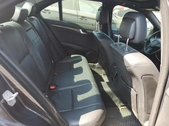 2011 MERCEDES-BENZ C 300  