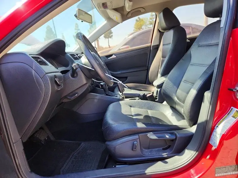 2014 VOLKSWAGEN JETTA SE  