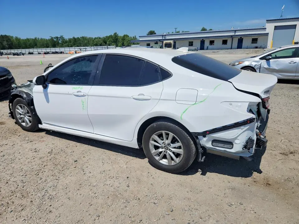 2025 TOYOTA CAMRY LE  