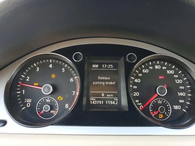 2010 VOLKSWAGEN CC SPORT  