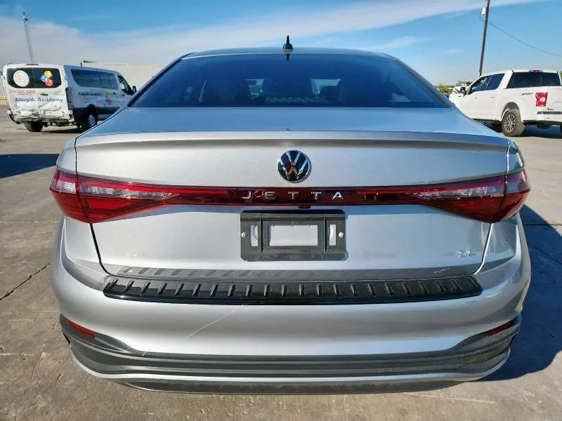 2025 VOLKSWAGEN JETTA SE  