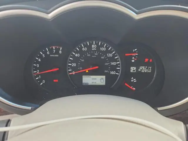 2017 NISSAN QUEST S  