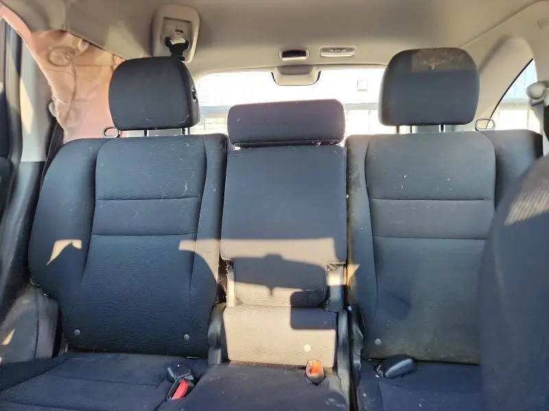 2010 HONDA CR-V LX  