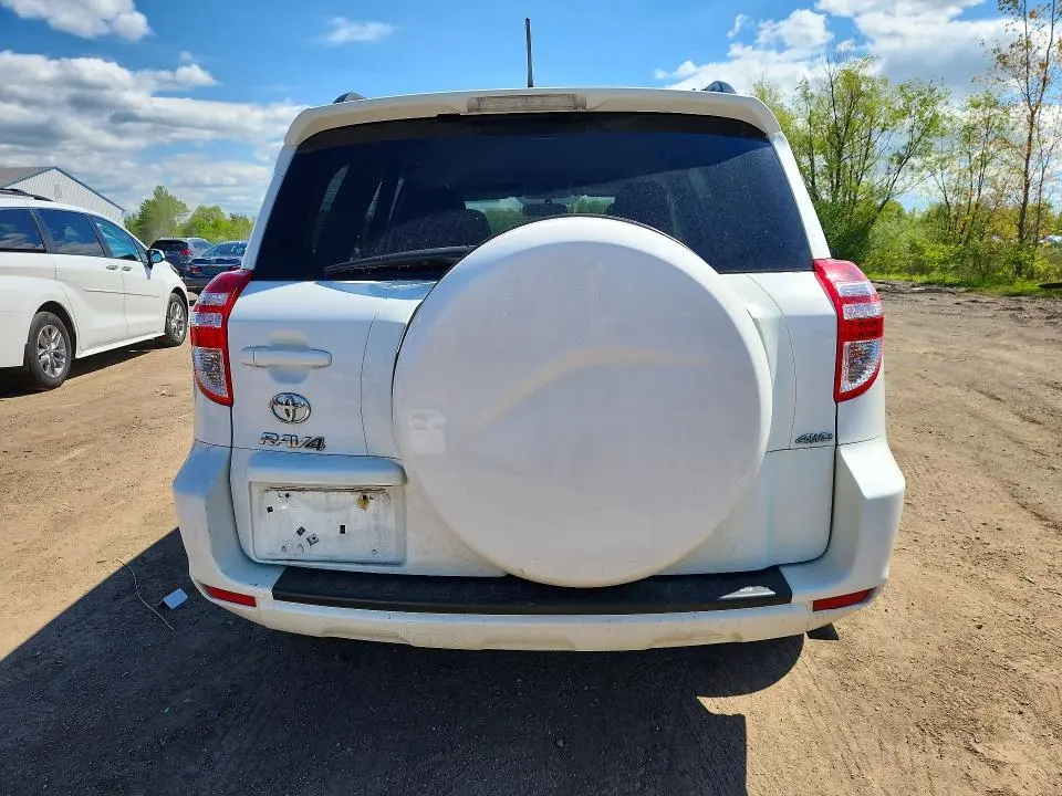 2012 TOYOTA RAV4 BASE  