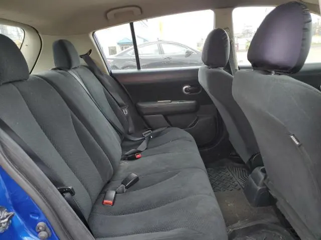 2011 NISSAN VERSA S  